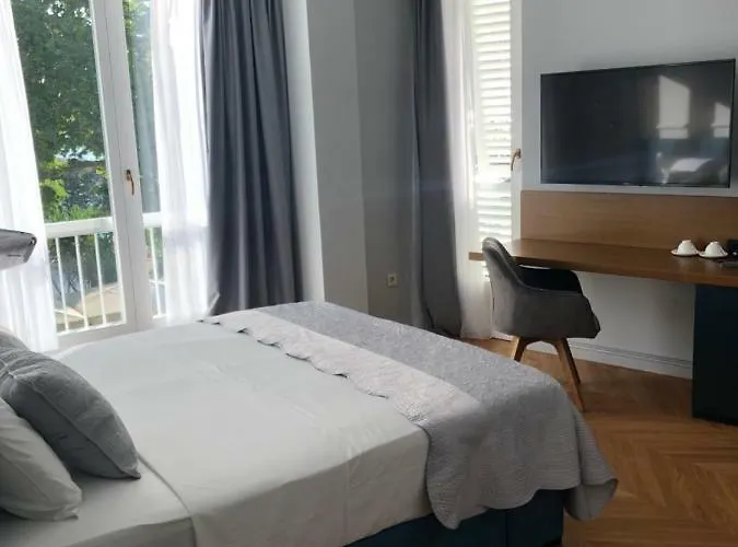 Pensionat Muse Luxury 4*